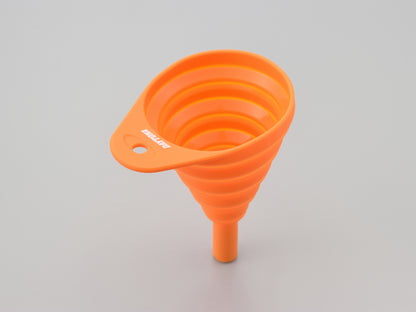 DAYTONA compact silicone funnel