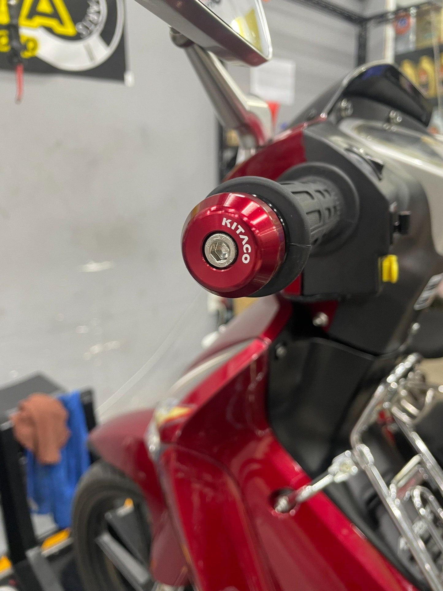 CUB, CT 125 KITACO billet handlebar end caps